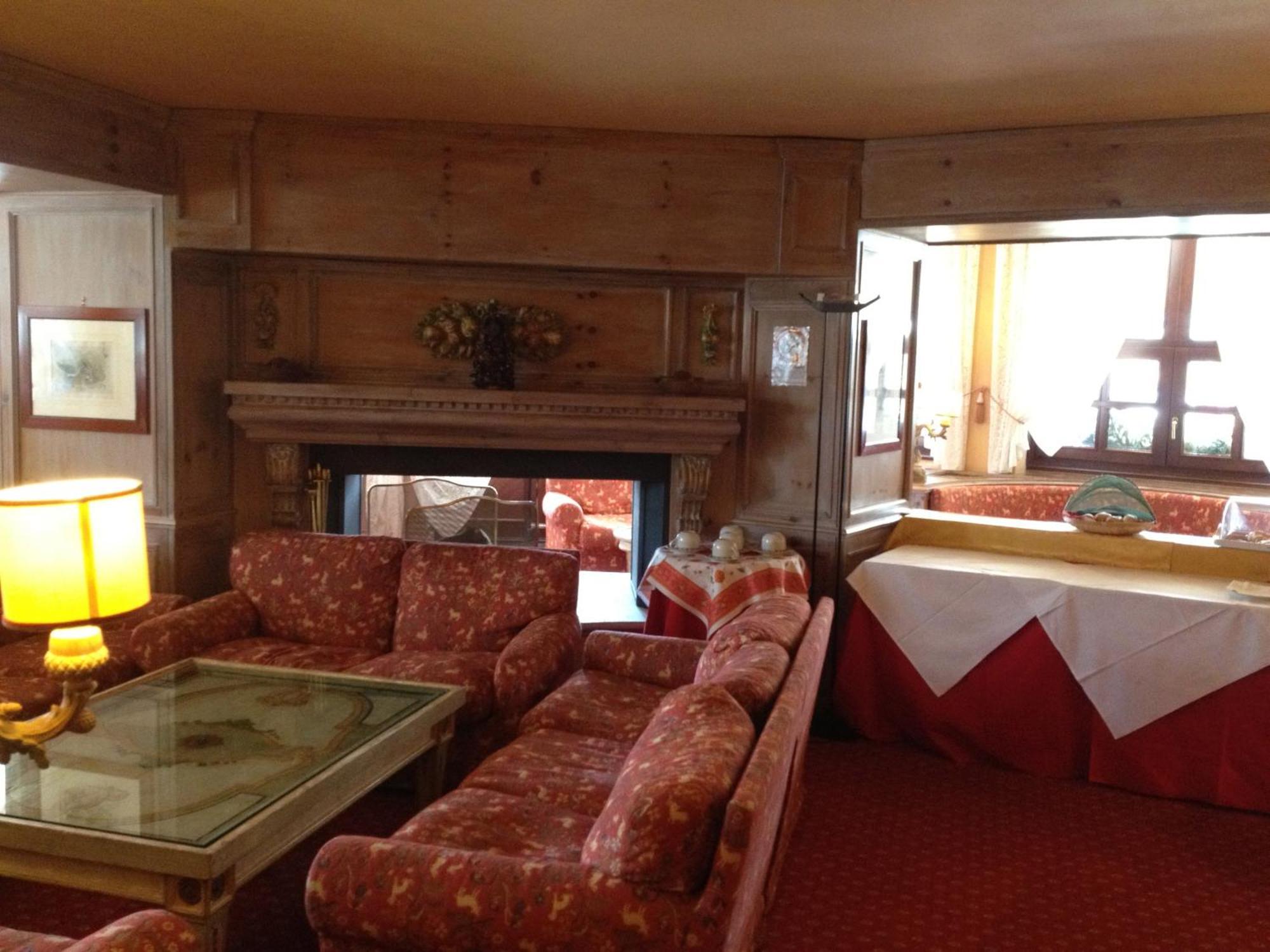 Rta Hotel Catturani Madonna di Campiglio Ngoại thất bức ảnh