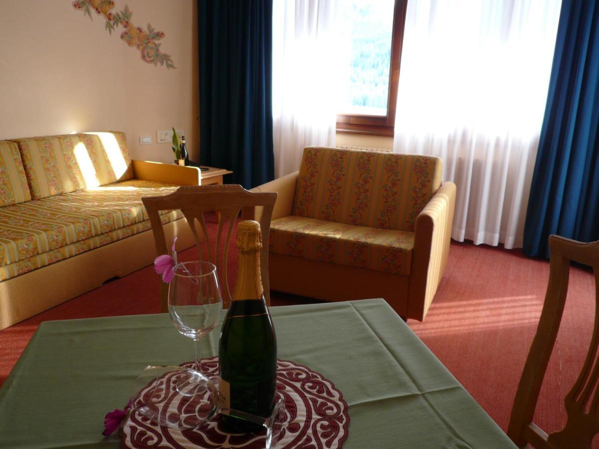 Rta Hotel Catturani Madonna di Campiglio Ngoại thất bức ảnh