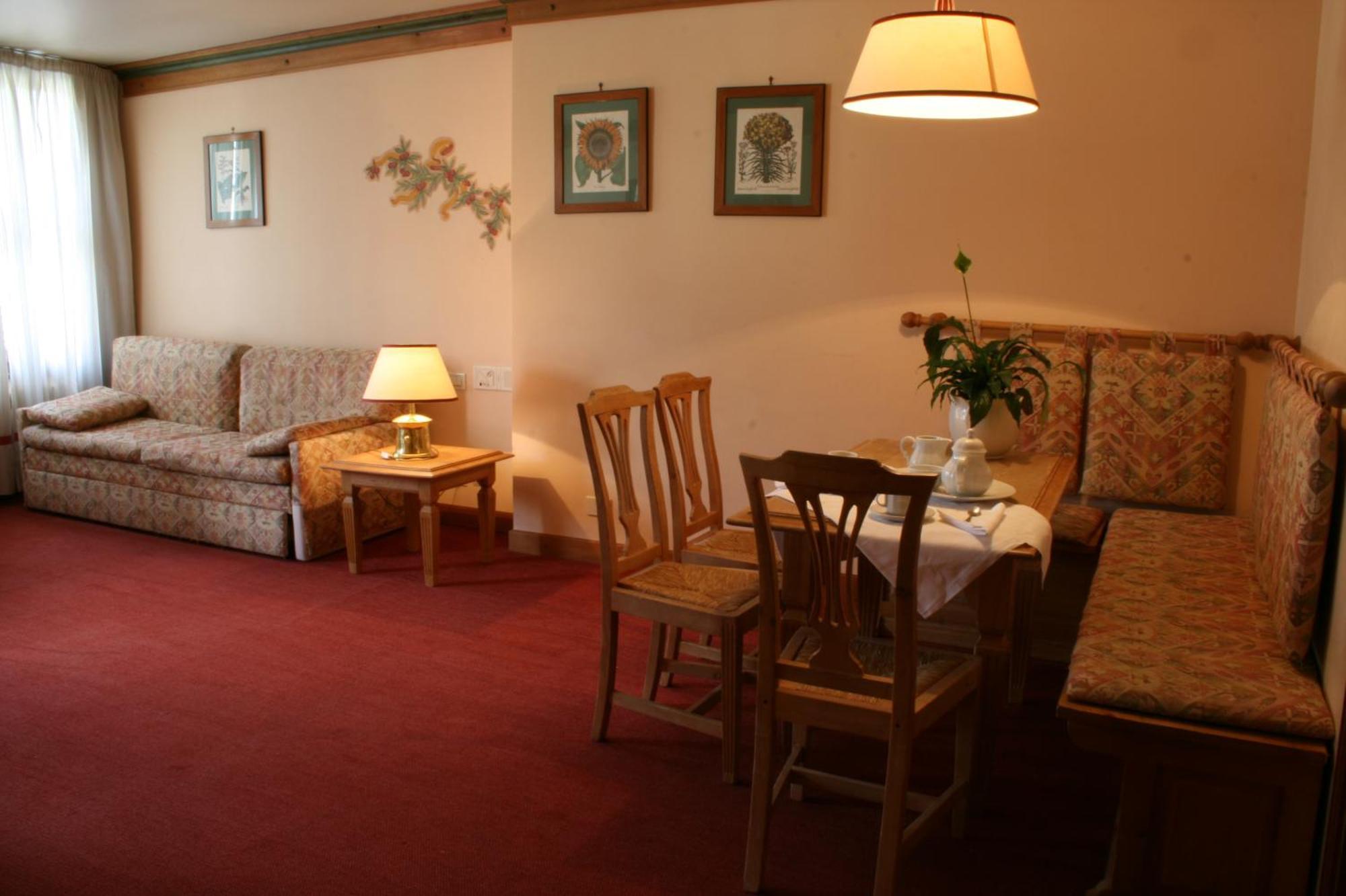 Rta Hotel Catturani Madonna di Campiglio Ngoại thất bức ảnh