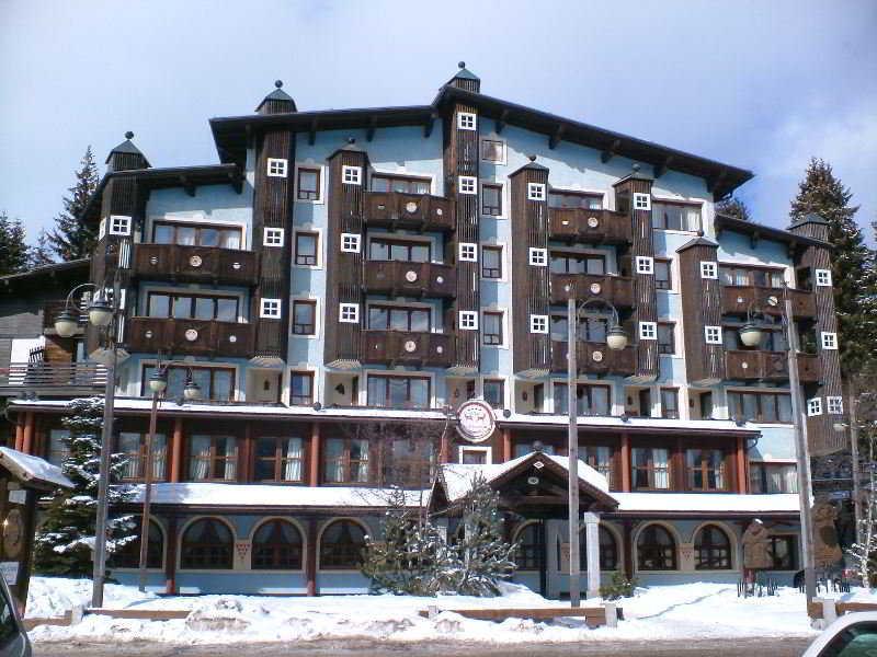 Rta Hotel Catturani Madonna di Campiglio Ngoại thất bức ảnh