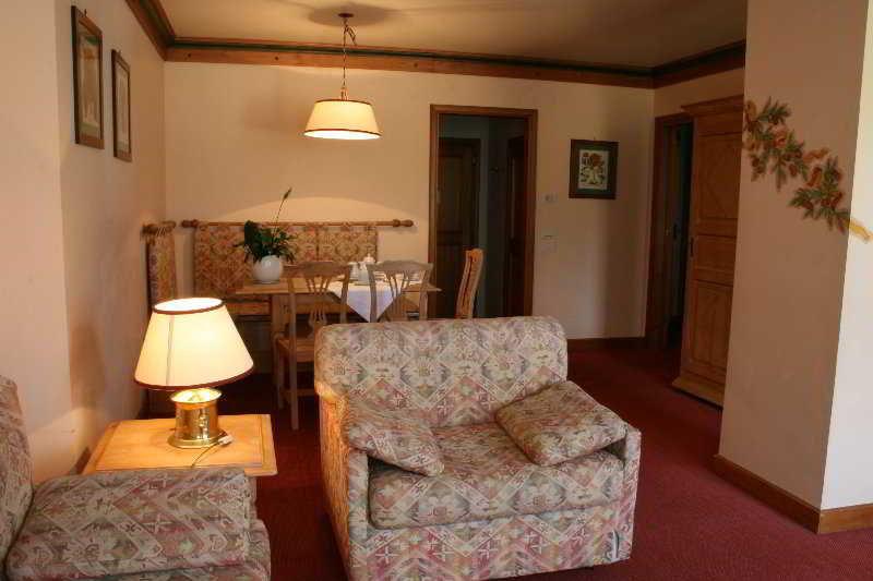 Rta Hotel Catturani Madonna di Campiglio Ngoại thất bức ảnh