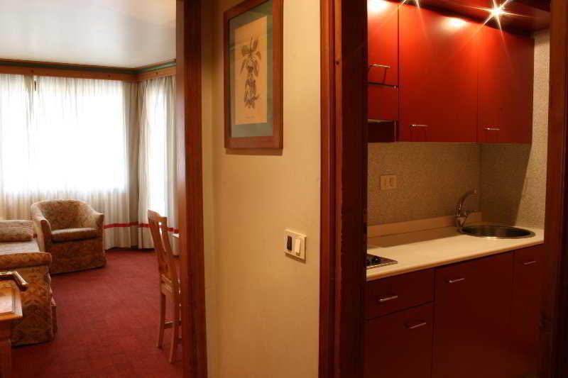 Rta Hotel Catturani Madonna di Campiglio Ngoại thất bức ảnh