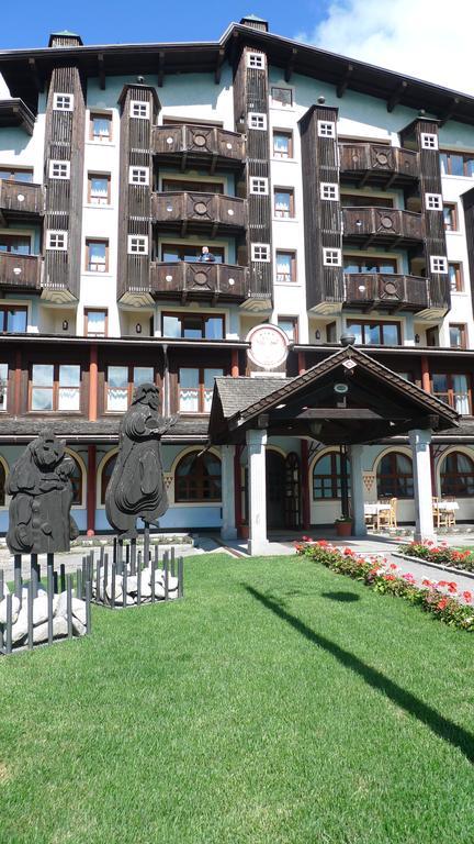 Rta Hotel Catturani Madonna di Campiglio Ngoại thất bức ảnh